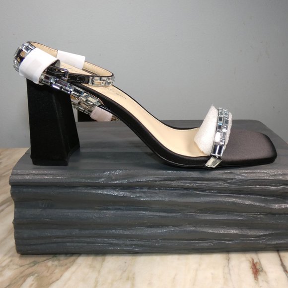 NiB SEXY SPARKLING Betsey Johnson Women's Scott Heeled Sandal Black 9 - Picture 11 of 14